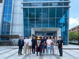 Jeong-uk`s graduation & group photo 이미지