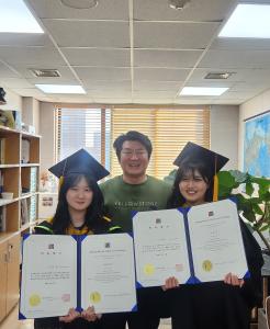고유진, 지예진 학생의 석사 졸업을 축하드립니다! 이미지
